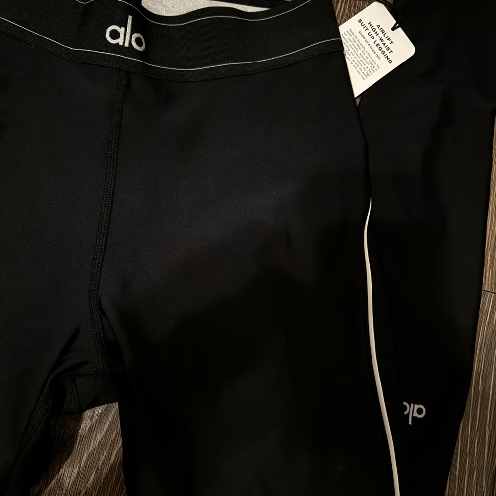 Alo Leggings